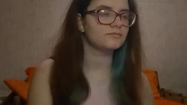 Snapshot of Miyabeee chatting on February 2026 04:11:01 AM Miyabeee online show from February 2026 04:11:01 AM