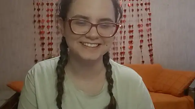 Snapshot of Miyabeee chatting on March 2026 08:07:02 AM Miyabeee online show from March 2026 08:07:02 AM