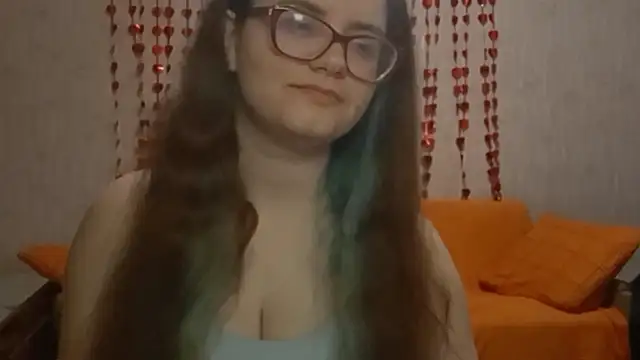 Snapshot of Miyabeee chatting on March 2026 04:27:01 AM Miyabeee online show from March 2026 04:27:01 AM