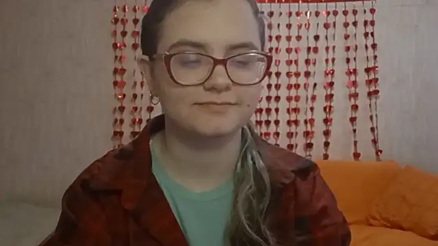 Snapshot of Miyabeee chatting on March 2026 07:14:02 AM Miyabeee online show from March 2026 07:14:02 AM