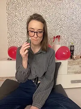 Persephone Kore online show from February 2026 06:36:02 PM