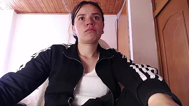 Shanel Lozano online show from February 2026 07:42:02 PM