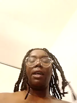 Snapshot of Kokohayes chatting on March 2026 05:20:02 AM Kokohayes online show from March 2026 05:20:02 AM