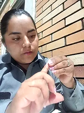 Isabel 3 online show from April 2026 12:36:02 AM