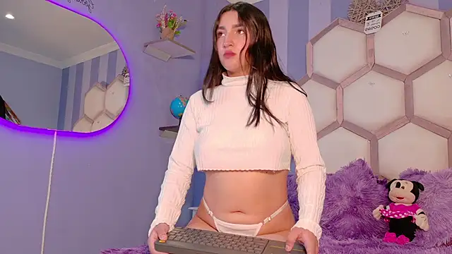 yvi taylor online show from March 2026 12:43:01 PM