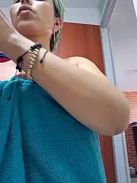 LunaRouuse  online show from February 2026 09:19:02 PM