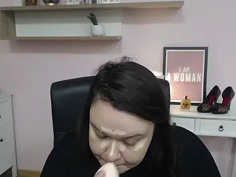 HollyDanceSoul online show from February 2026 05:35:01 AM