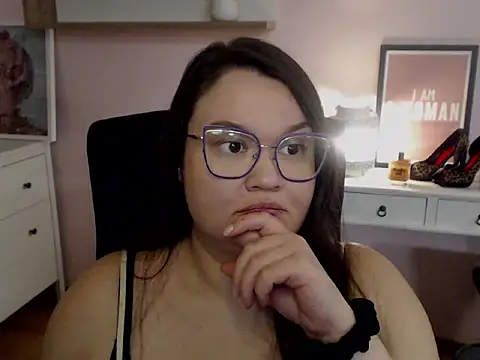 HollyDanceSoul online show from February 2026 06:26:01 AM