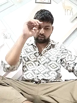 Pulkeet1433 online show from February 2026 05:25:01 PM