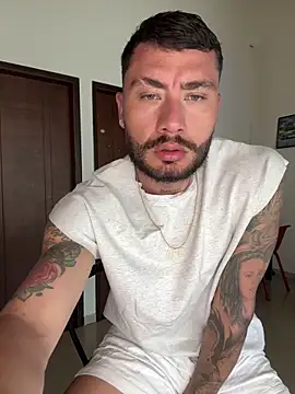 FrancoRossi  online show from February 2026 08:27:01 PM