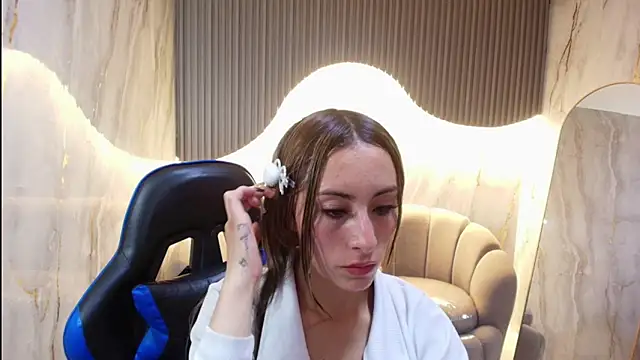 katalina r  online show from February 2026 03:07:01 AM