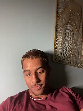 Snapshot of Axel_black10 chatting on January 2026 09:35:02 PM Axel black10 online show from January 2026 09:35:02 PM