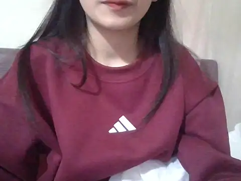 berry alma06 online show from February 2026 04:03:02 PM