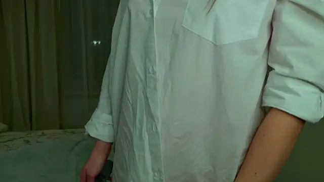 Snapshot of _Blueberries_ chatting on February 2026 06:25:02 PM Blueberries online show from February 2026 06:25:02 PM