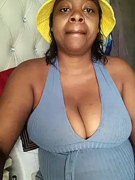 bigboobylicious online show from April 2026 07:20:01 AM