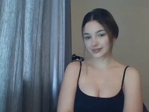 Snapshot of EvelineMagnetic chatting on March 2026 02:17:01 PM EvelineMagnetic online show from March 2026 02:17:01 PM