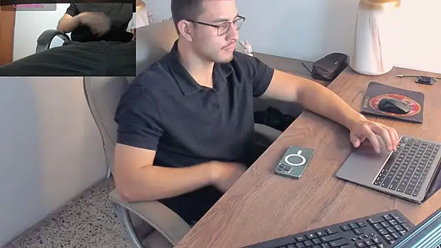 Snapshot of Jay_Grip chatting on February 2026 01:51:01 PM Jay Grip online show from February 2026 01:51:01 PM