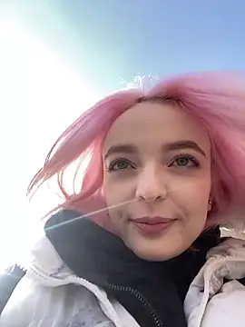 aka Blonde online show from March 2026 06:26:01 AM