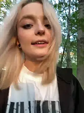 aka Blonde online show from June 2026 01:57:02 PM