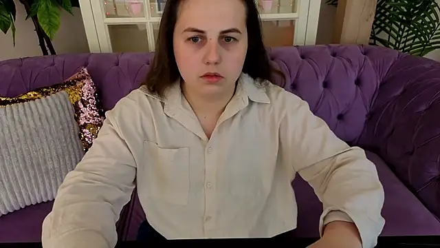 Snapshot of MikaFoxy chatting on April 2026 05:08:01 AM MikaFoxy online show from April 2026 05:08:01 AM