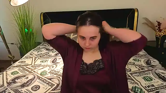 Snapshot of MikaFoxy chatting on April 2026 05:52:01 AM MikaFoxy online show from April 2026 05:52:01 AM