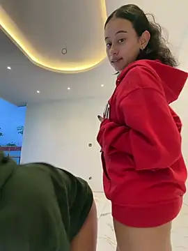 l0lita emi online show from April 2026 11:07:02 AM