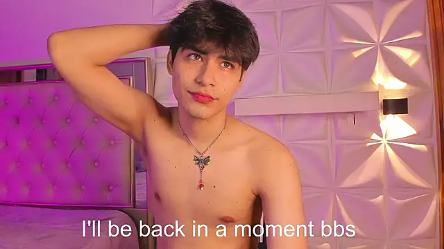 IamJuanJoc online show from March 2026 03:40:01 AM