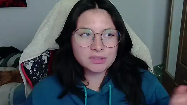 yessica gomez01 online show from May 2026 01:56:01 AM