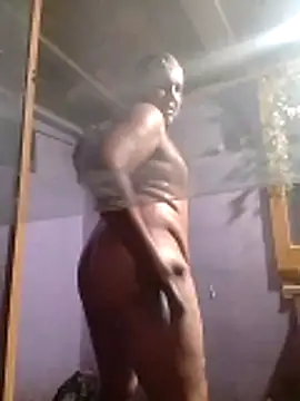 Guanatos13 online show from February 2026 04:21:02 AM