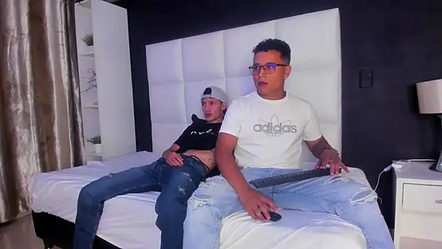 Alejandro Tom online show from January 2026 03:22:01 AM