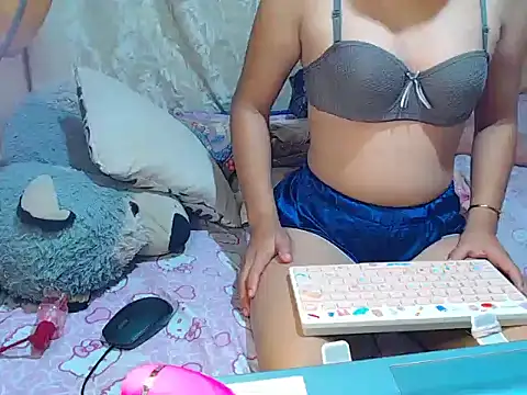 Hotties Marie online show from March 2026 02:12:01 PM