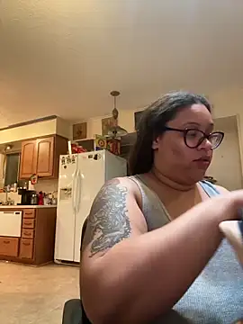 Snapshot of SilkSoleBunnie chatting on January 2026 05:22:02 AM SilkSoleBunnie online show from January 2026 05:22:02 AM