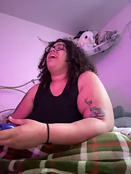 Snapshot of SilkSoleBunnie chatting on March 2026 09:31:02 PM SilkSoleBunnie online show from March 2026 09:31:02 PM