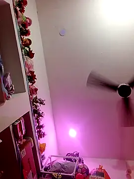 Snapshot of kiiuu_sexe chatting on March 2026 04:50:02 PM kiiuu sexe online show from March 2026 04:50:02 PM