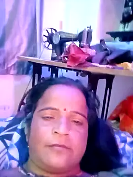 Snapshot of kiiuu_sexe chatting on April 2026 04:38:01 PM kiiuu sexe online show from April 2026 04:38:01 PM