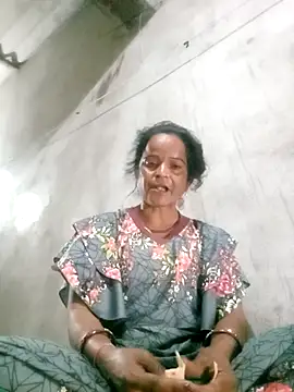 Snapshot of kiiuu_sexe chatting on April 2026 05:49:02 AM kiiuu sexe online show from April 2026 05:49:02 AM