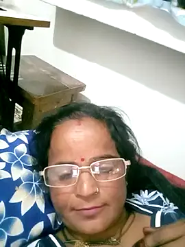 Snapshot of kiiuu_sexe chatting on April 2026 04:15:02 PM kiiuu sexe online show from April 2026 04:15:02 PM