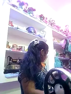 Snapshot of kiiuu_sexe chatting on April 2026 03:06:01 PM kiiuu sexe online show from April 2026 03:06:01 PM