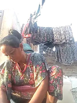 Snapshot of kiiuu_sexe chatting on April 2026 12:12:01 PM kiiuu sexe online show from April 2026 12:12:01 PM