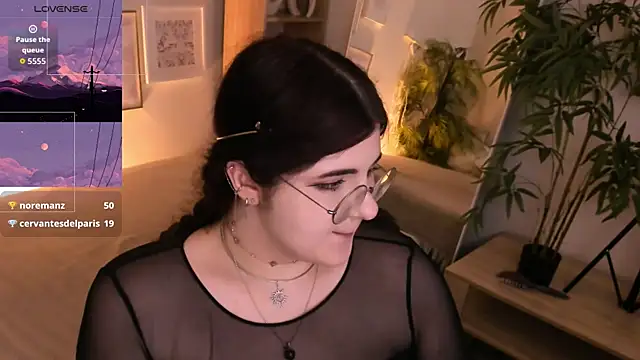 Snapshot of Siena_aa chatting on June 2026 03:25:01 AM Siena aa online show from June 2026 03:25:01 AM
