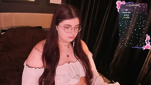 Snapshot of Siena_aa chatting on July 2026 07:05:02 PM Siena aa online show from July 2026 07:05:02 PM