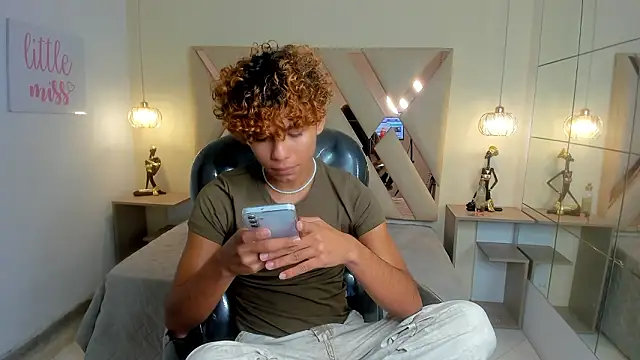 Anyelo Twink online show from March 2026 09:01:02 AM