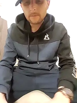 80julien online show from February 2026 09:27:02 PM