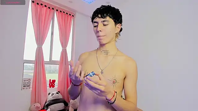 Maiky Cooper01 online show from April 2026 03:16:01 PM