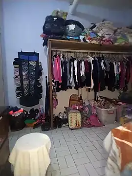 Gorditacarlota online show from April 2026 11:24:01 PM