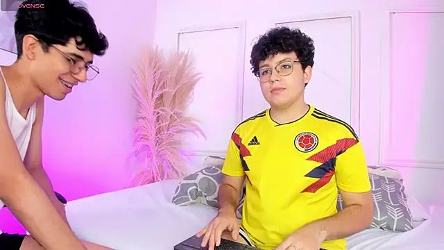 ian and austin online show from January 2026 12:32:01 PM