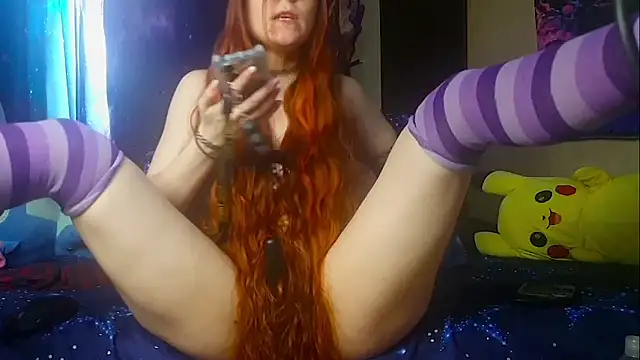 Snapshot of moon_shy chatting on March 2026 12:44:02 PM moon shy online show from March 2026 12:44:02 PM