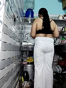 Snapshot of Desikalakaar0069 chatting on April 2026 12:27:01 PM Desikalakaar0069 online show from April 2026 12:27:01 PM