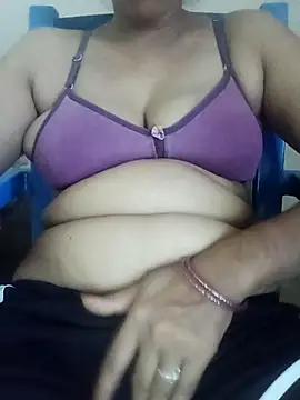 sexyqueen558 online show from April 2026 08:42:01 AM