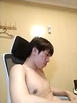 Snapshot of asian_guy67 chatting on May 2026 07:45:01 PM asian guy67 online show from May 2026 07:45:01 PM
